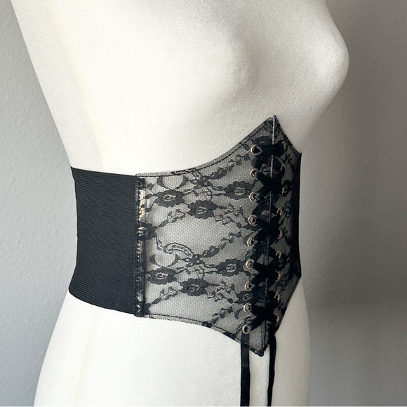 Romantic Black Lace Corset Style Waist Belt Stretch Snap Back Closure Size Small - Picture 6 of 12